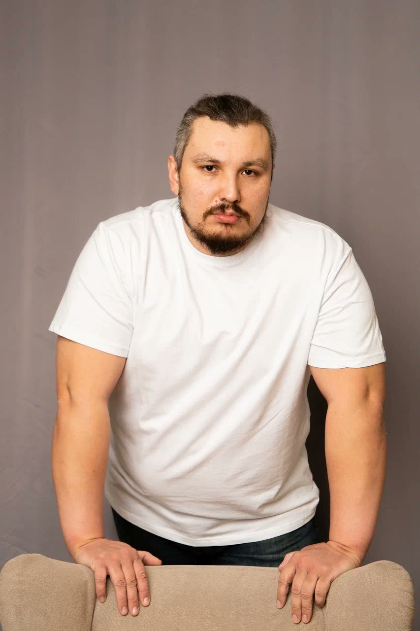 Азамат Чинасов, тренер по тайцзицюань, цигун и технике единоборств